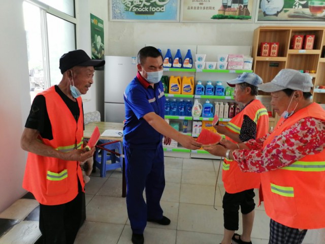 中国石化广西石油首家易家折扣店在南宁开业