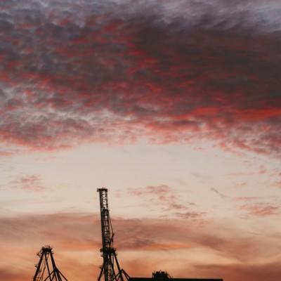 能源紧张加剧，美呼吁中国分石油给西方，不提印度大量进口俄原油